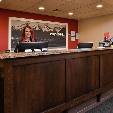Hampton Inn Idaho Falls / Airport Экстерьер фото