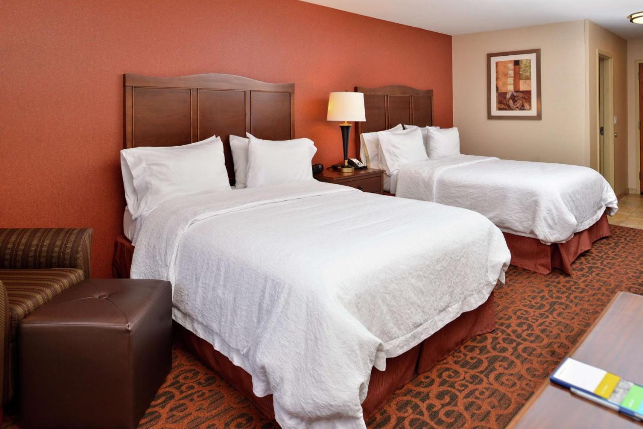 Hampton Inn Idaho Falls / Airport Экстерьер фото