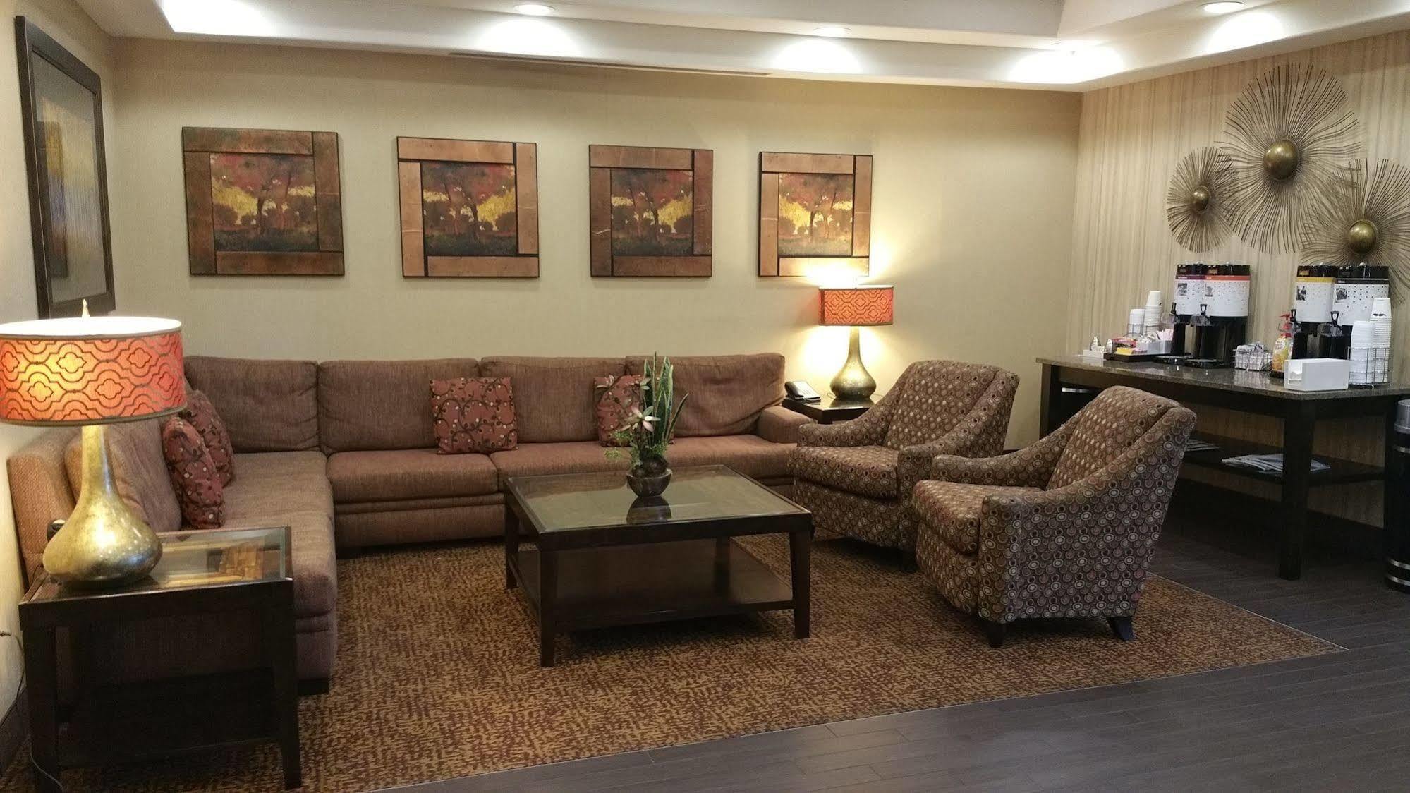 Hampton Inn Idaho Falls / Airport Экстерьер фото